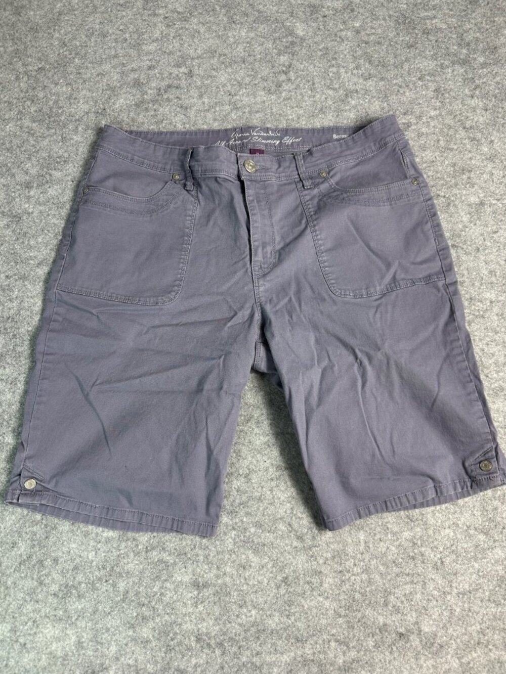 Gloria Vanderbilt Bermuda Shorts Purple Slimming Stretch Size 14